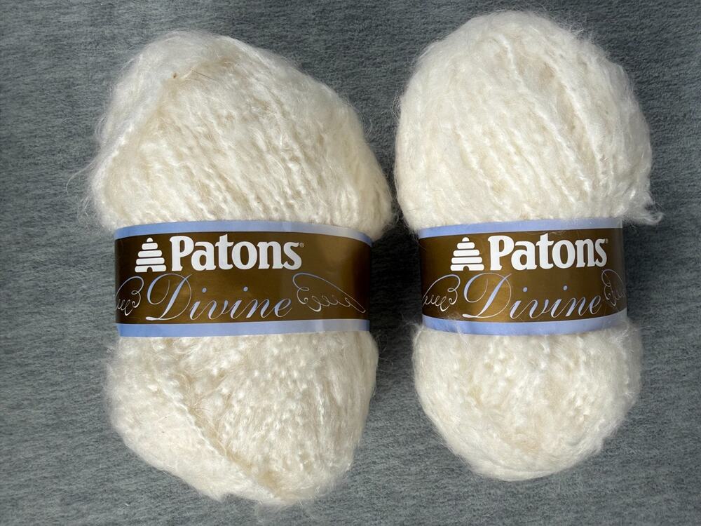 PATONS DIVINE Icicle White 06006 Lot Of 2 Acrylic Mohair Wool Blend Yarn